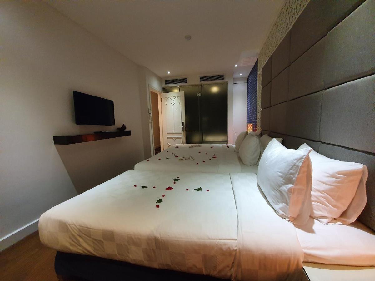 Hanoi Victor Metropolis Hotel & Rooftop Bar Exterior photo